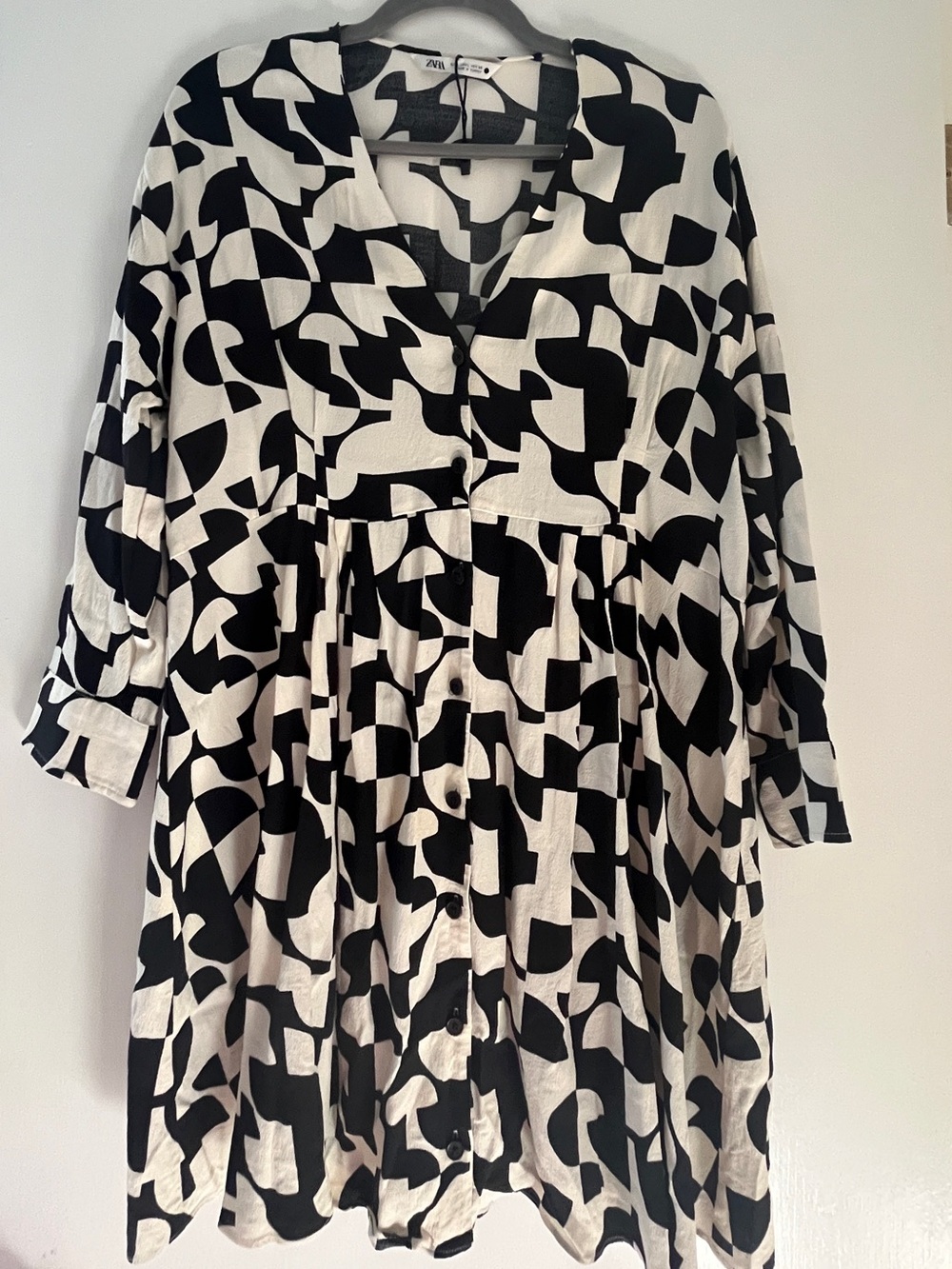 Zara Black and White Abstract Print Long Sleeve Dress